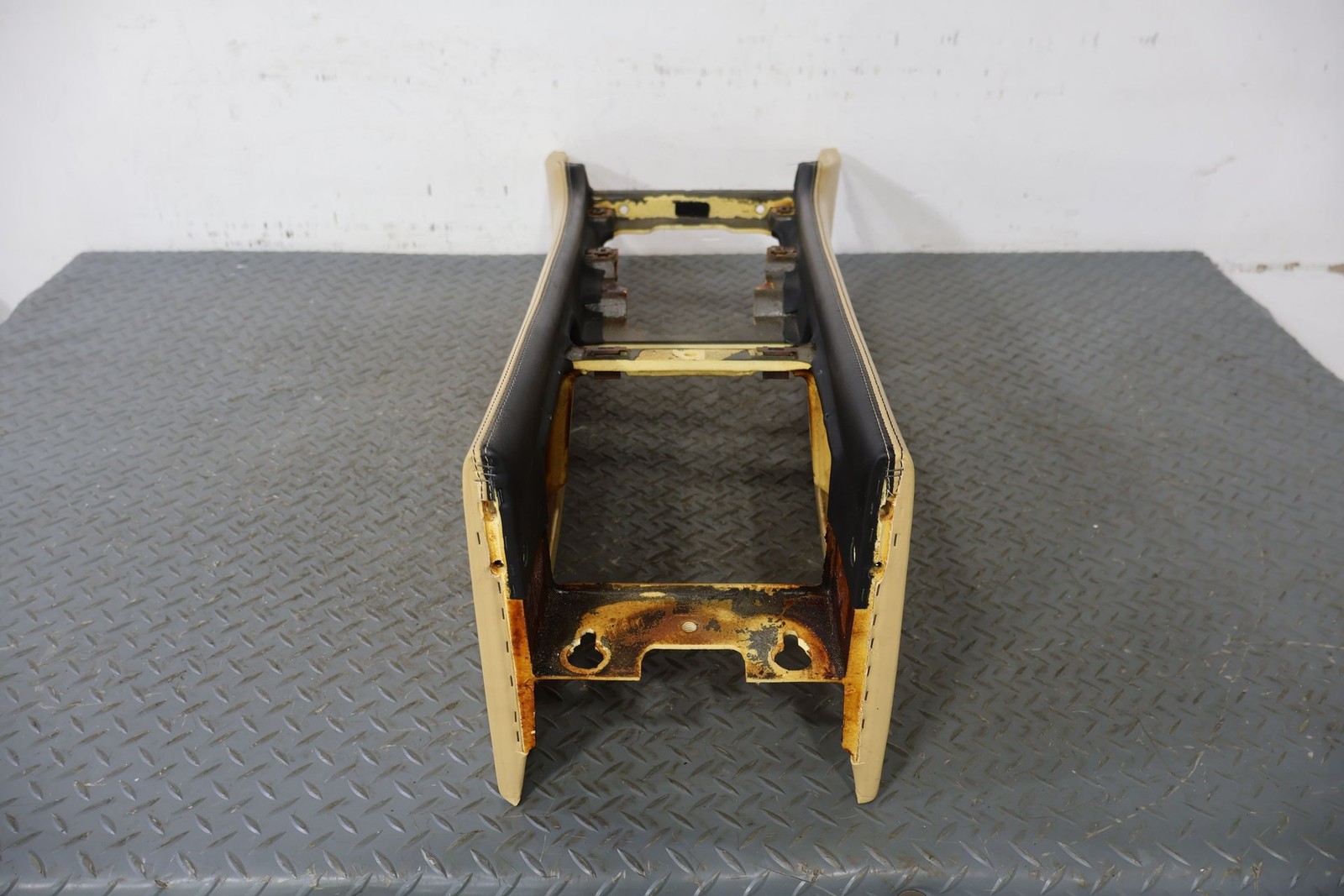 Bentley Continental 2006 Front Center console