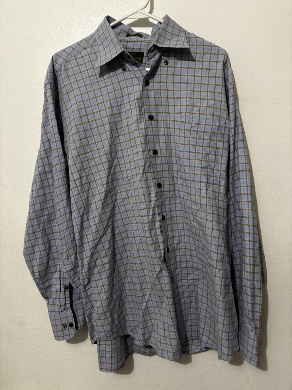 Orvis Men Button Down Size Large - image 1