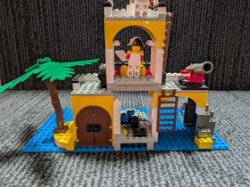 LEGO Imperial Guards: 6263 Imperial Outpost with Instructions and Box