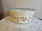 Vintage Pyrex Trailing Flowers 475-B Casserole Dish with Lid