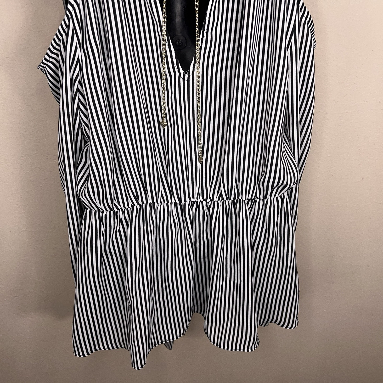 Medium Bold Elements Black White Striped Blouse C… - image 3