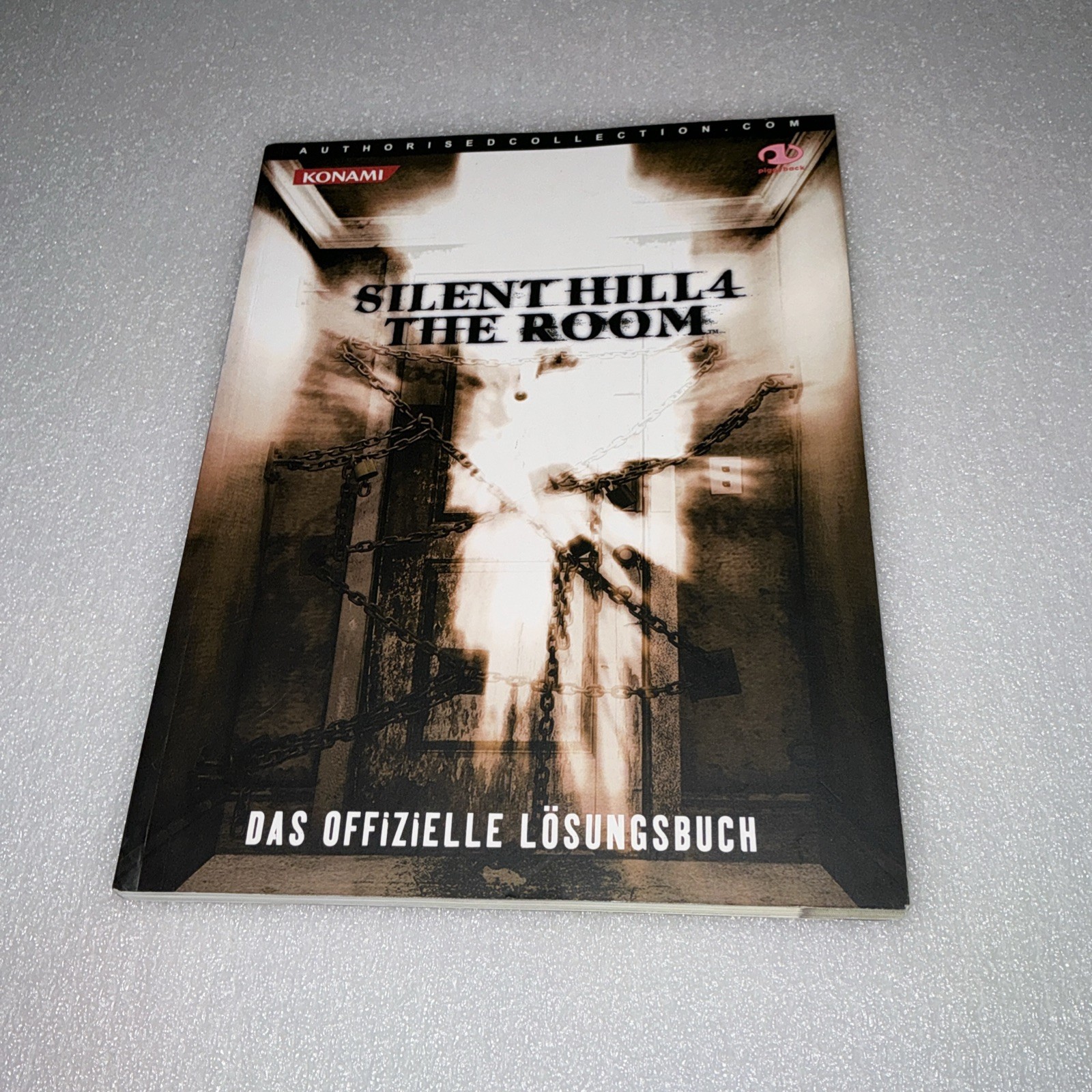 Silent Hill 4 The Room The Official Strategy Guide Book Konami 2004 German