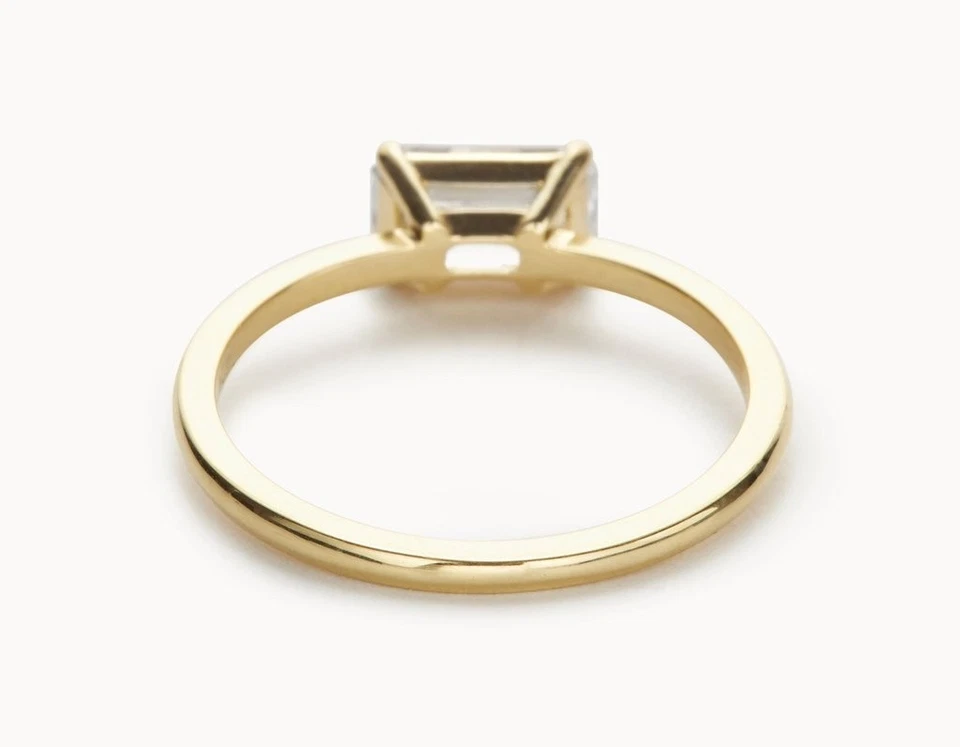 1.00 Ct Emerald Cut Lab Created Diamond Anniversary Ring 14k Yellow Gold Size 7 - Image 2 of 4