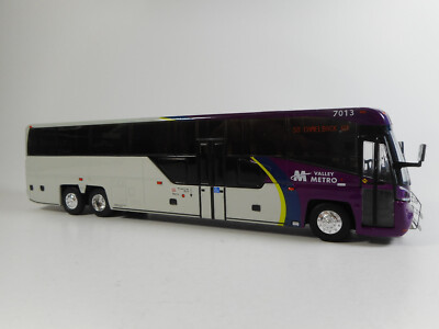 Iconic Replicas 1:87   MCI  CRT  LE   Valley Metro  Phoenix Arizona    USA