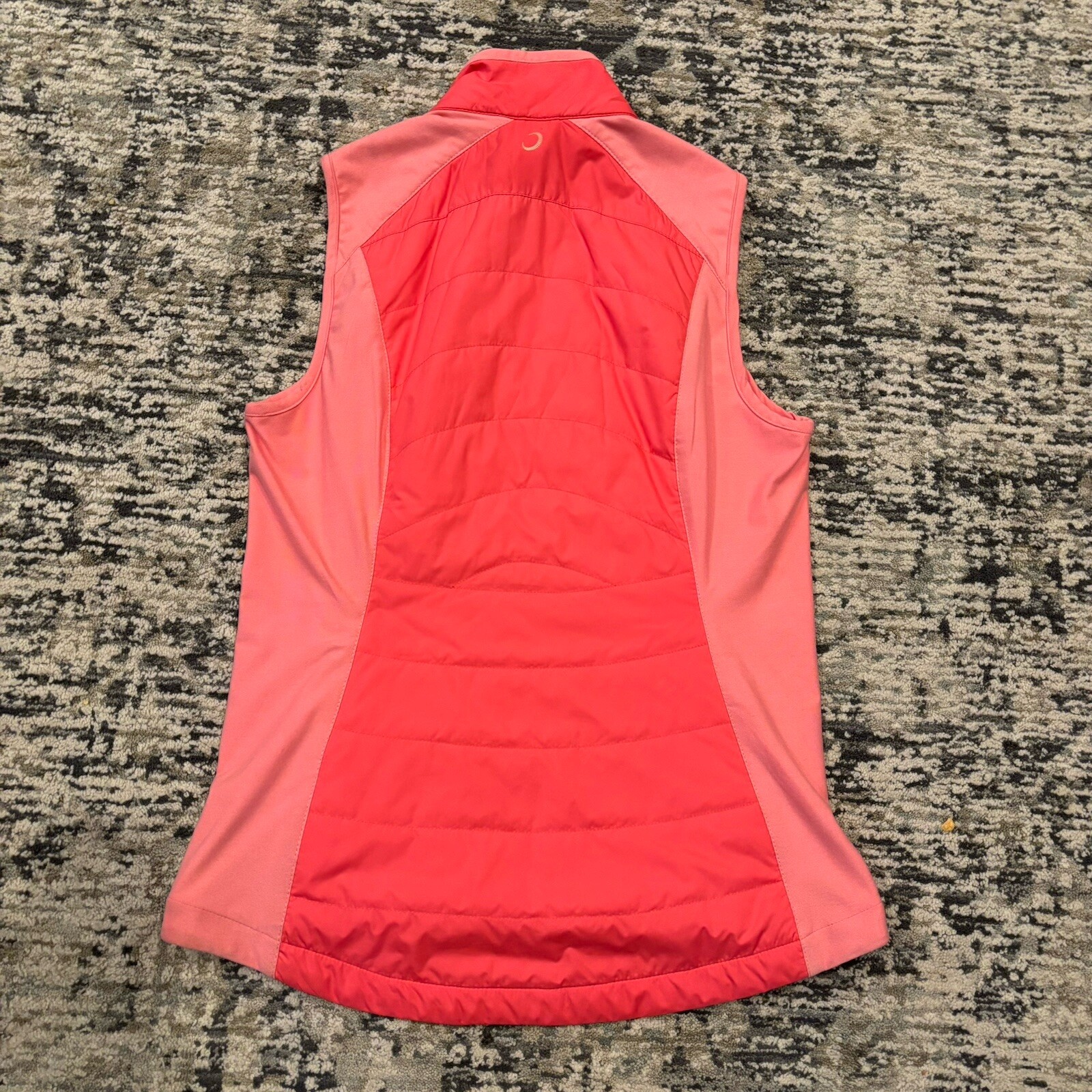 Zero Restriction Tess Performance Primaloft Golf … - image 2