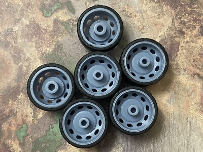 1/24 Scale Resin Model Car Kit - 32" Oval Hole Alcoa Style Wheels W/ Low Profile Tires