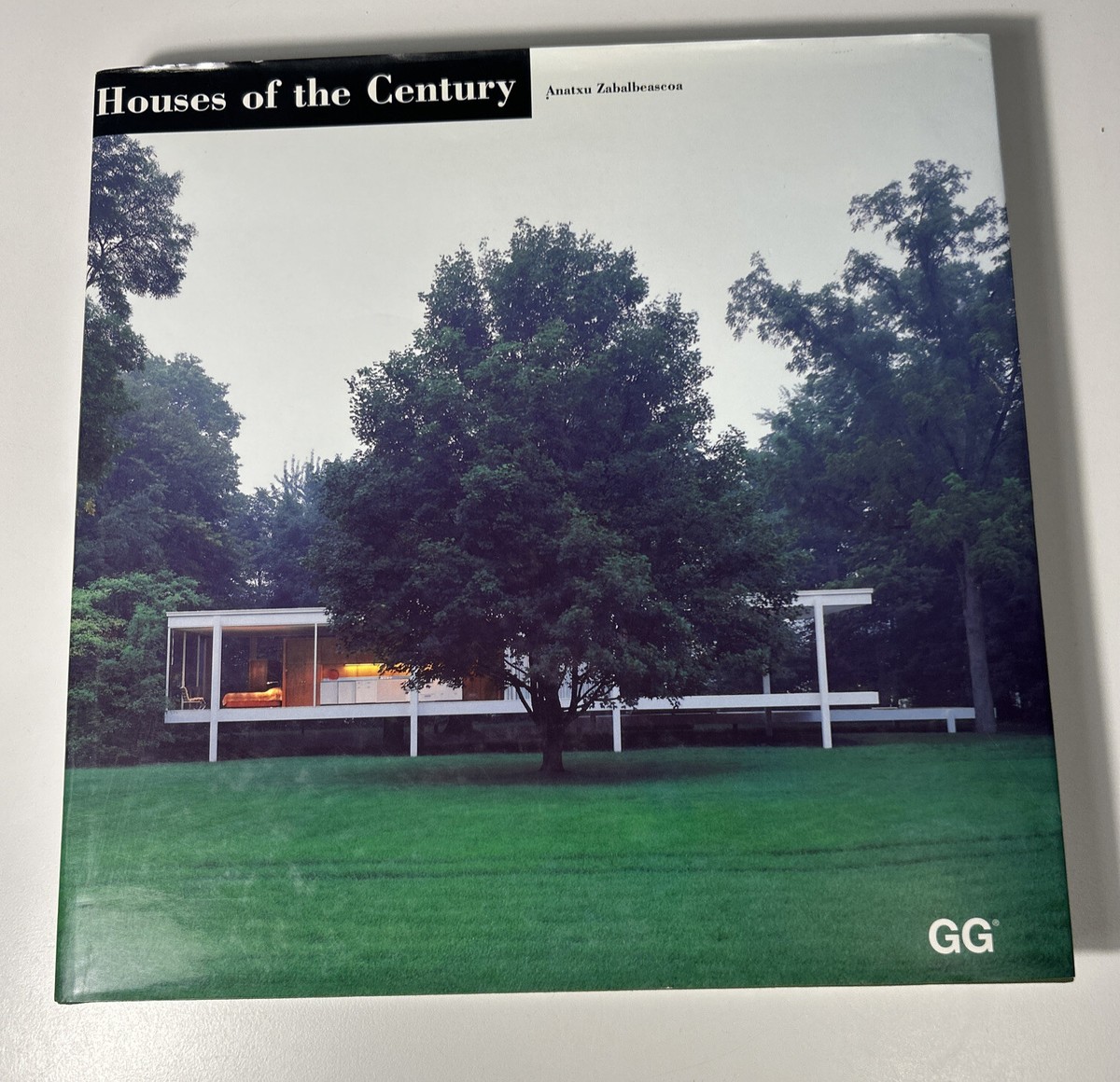 洋書 Houses of the Century The Volk House, a stunning 1950 mid-century masterpiece by A