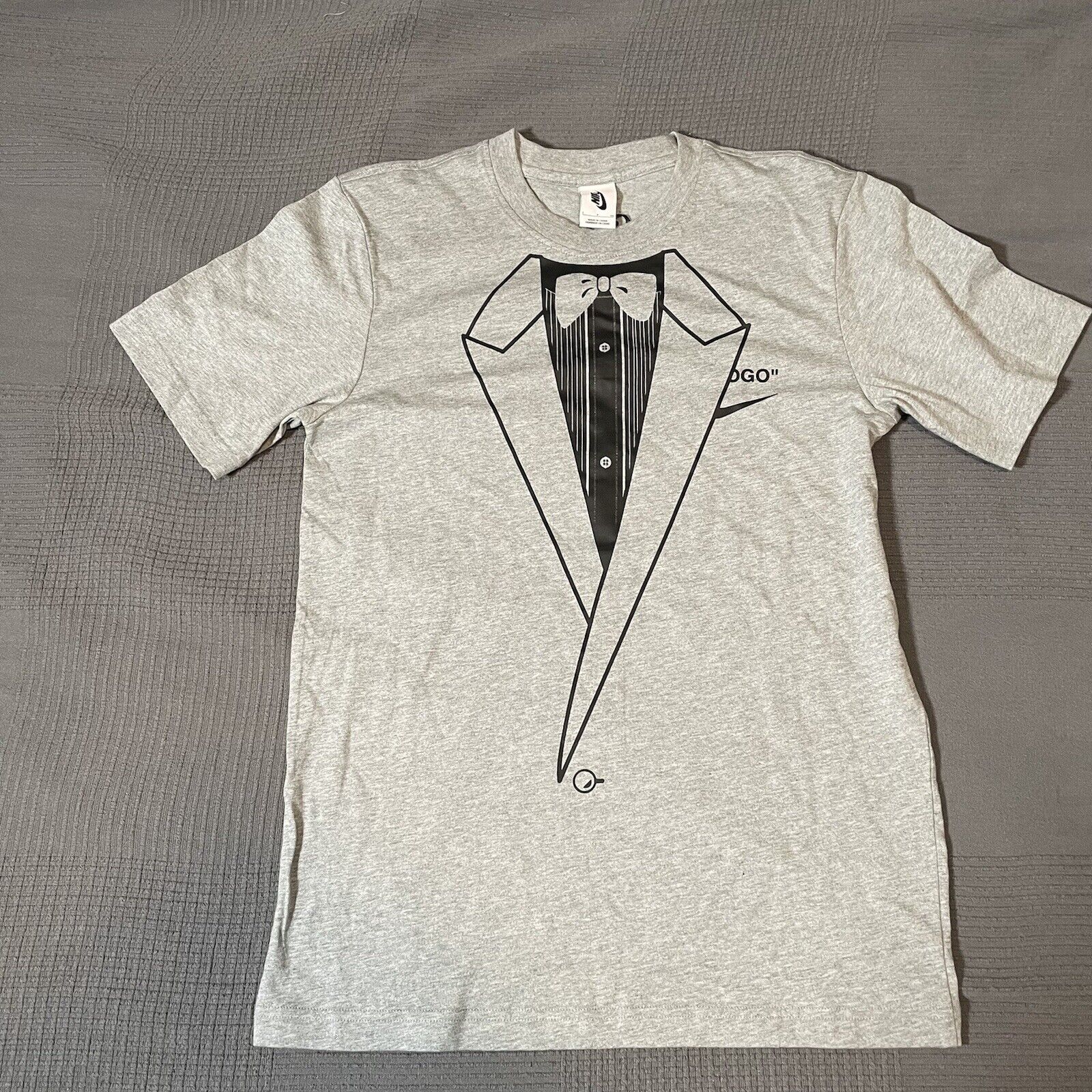 OFF-WHITE x Nike NRG A6 Tuxedo T-Shirt Ash Grey BQ0827-063 - Size Small S | eBay