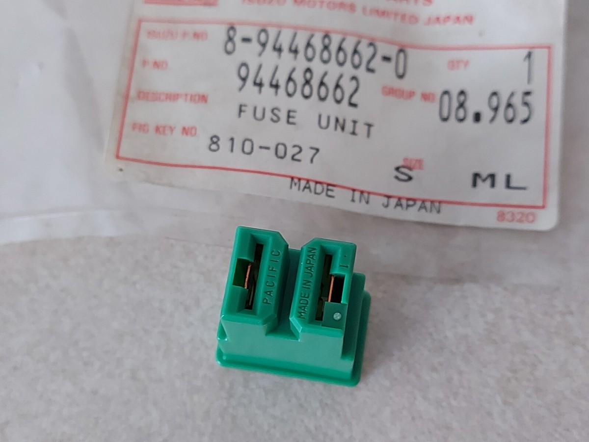 Fuse Unit, Isuzu Genuine Parts 94468662 , 8-94468662-0 