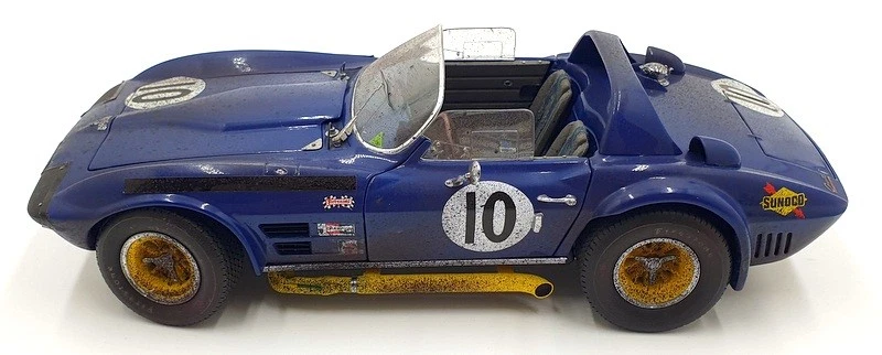 Exoto 1/18 scale RLG19032FLP Corvette Grand Sport coupe 1966 Sebring Penske #10 - Image 4 of 4