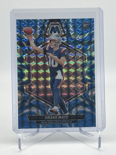 2024 Panini Mosaic - Rookies Drake Maye #303 Reactive Blue Mosaic Prizm (RC)
