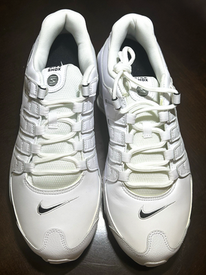 Nike Shox NZ Mens Size 9.5 Sneaker White Black Comfort Running