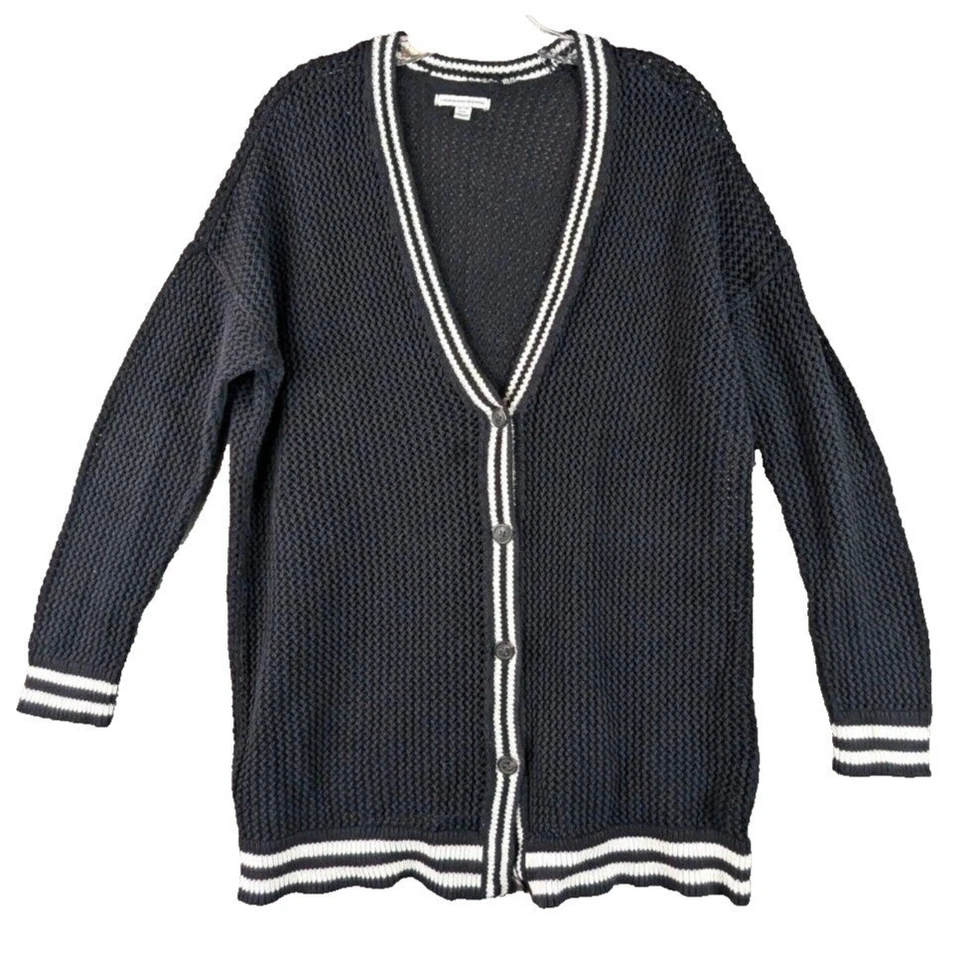 Suéter feminino American Eagle Outfitters gola V cardigã malha botão preppy - Imagem 2 de 4