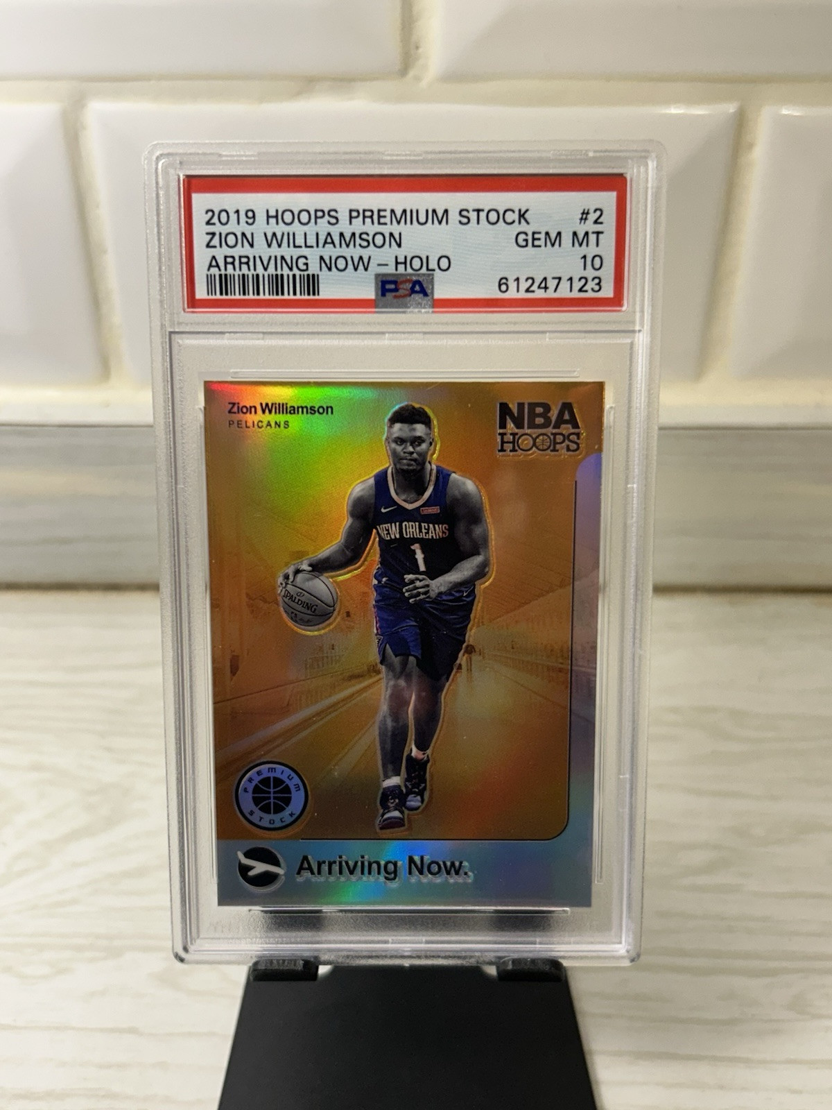 2019-20 Panini Hoops Zion Williamson Arriving Now Holo RC #2 PSA 10 Gem Rookie