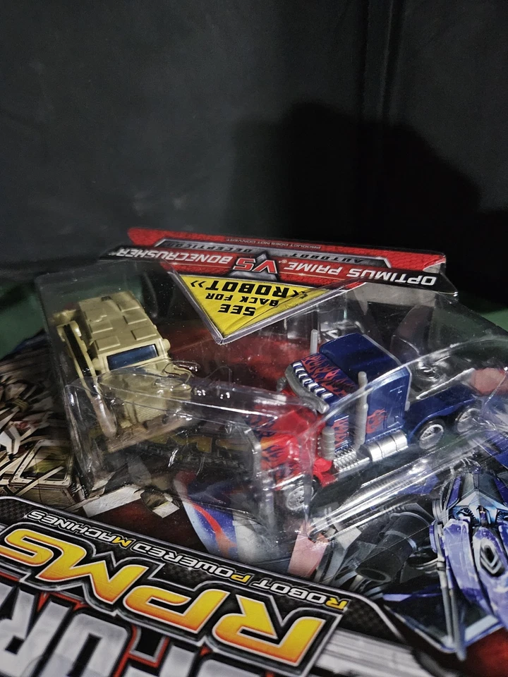 Hasbro Transformers RPMS Optimus Prime Vs BoneCrusher Toy Car Set 2008 - Image 3 of 3