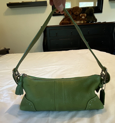 Vintage Coach Hamptons 5052 Green Leather Demi Baguette Shoulder Handbag Y2K