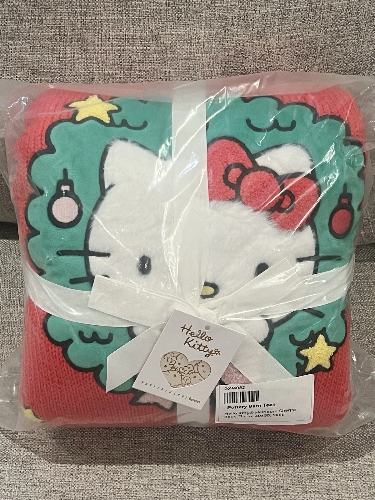 Pottery Barn Hello Kitty Throw Blanket - Thumbnail 2