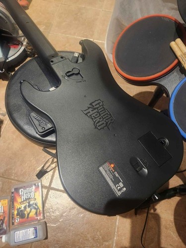 PS3 Guitar Hero World Tour COMPLETE Band Set Wireless Guitar, Drums, Dongles etc - Picture 4 of 8