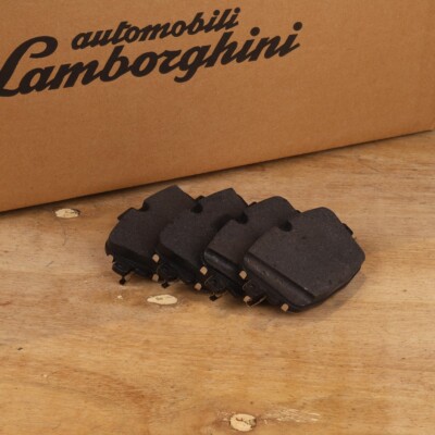 Original Lamborghini Bremsbeläge Satz hinten passend für Urus 2022-2024 OEM 4...