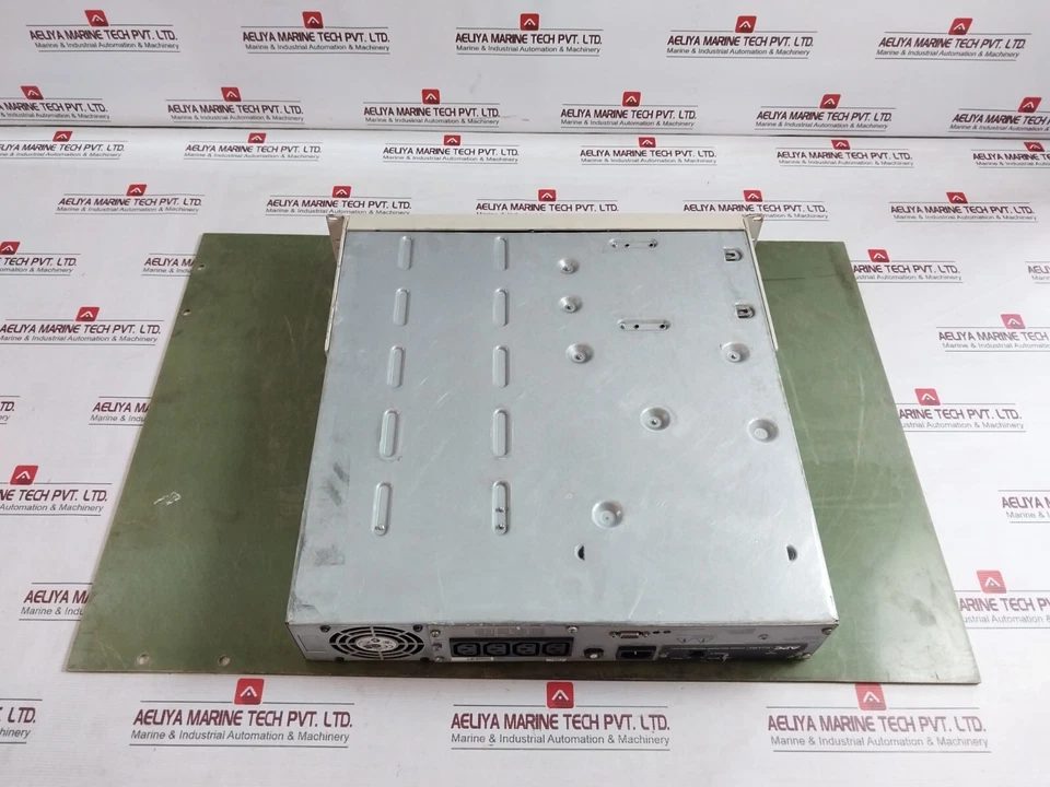 APC SU1400RMI2U Uninterruptible Power Supply 1400VA 950W 6.4A (Not Working) - Image 2 of 4