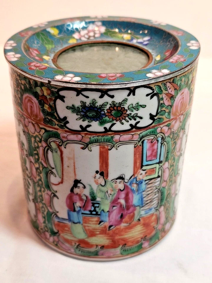 RARO Antiguo Chino Familia Rosa Medallón Porcelana 5" Carrito de Té Tapa Jade BONITO Foto 3 de 4