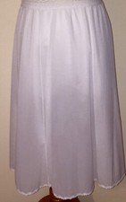 Vintage White Nylon Half-Slip by Olga Sz M