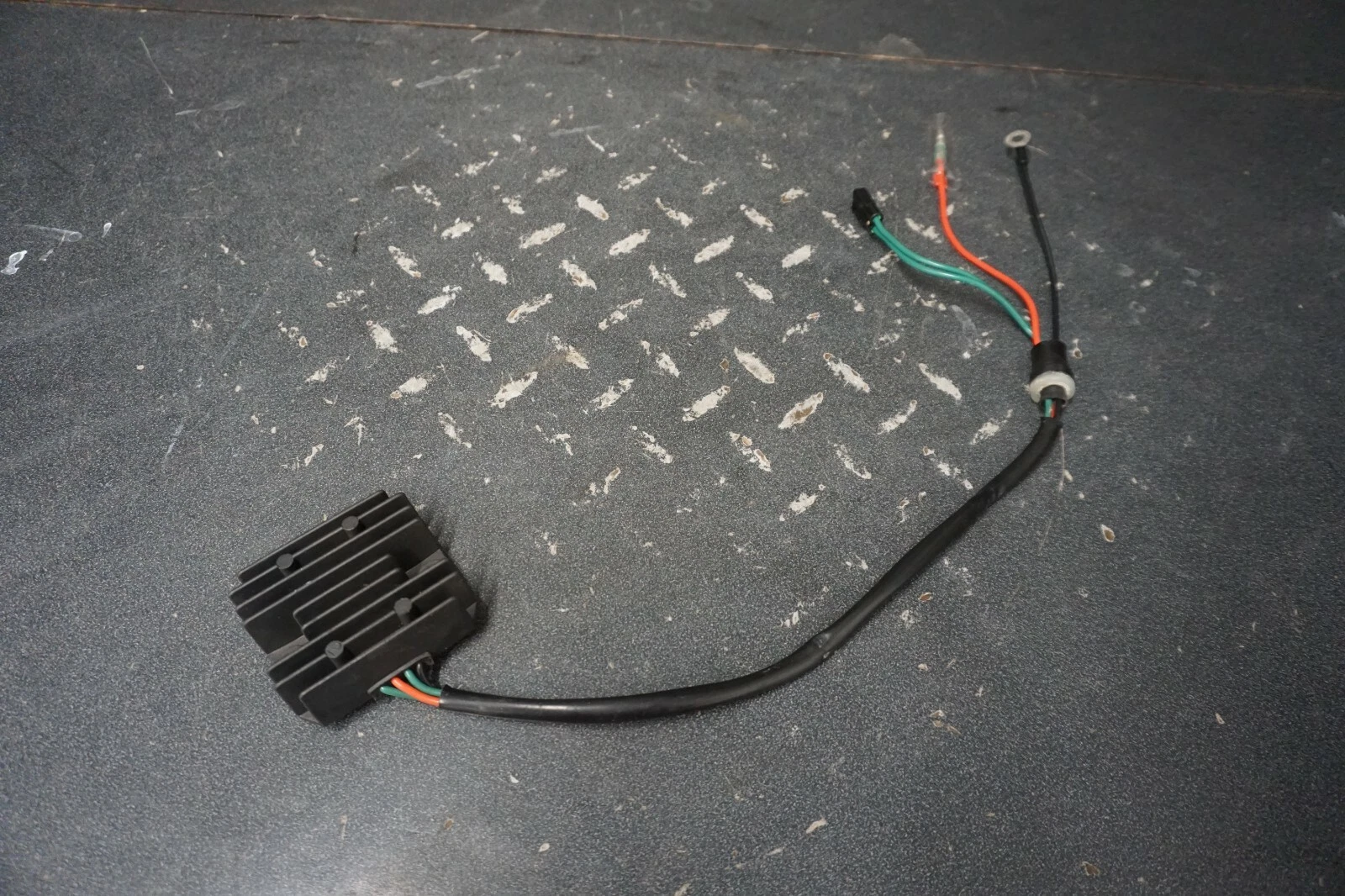 1999-2005 Yamaha OEM Voltage Regulator Rectifier 66V-81960-00-00 WaveRunner XLT