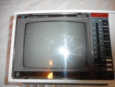 General Electric Portable Color TV AM/FM Dual 12V/120V - Vintage RV