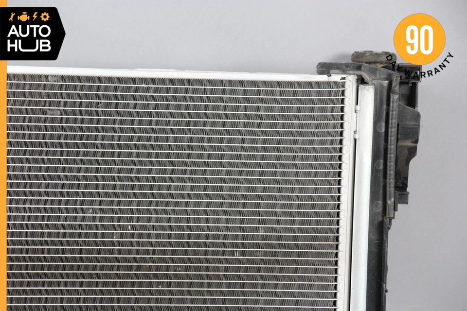 12-16 Mercedes R172 SLK250 Motor Refrigeración Radiador Aire A/C Condensador 11k Foto 3 de 4