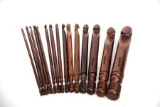 Rosewood Crochet Hook Knitting Crocheting Needles Ergonomic Handle Crochet Hook