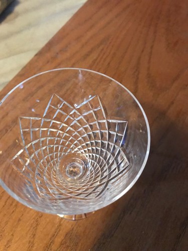 Waterford Cut Crystal Templemore 6 1/2 Inch Claret Wine Glass - Picture 4 of 7
