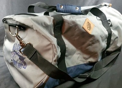 Jones Sport Golf Limited Edition Duffle Bag Hillcrest Shoot Out Excellent GYM **