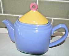 Lindt-Stymeist Colorways 6.5" Oval Teapot Periwinkle Blue & Yellow Japan
