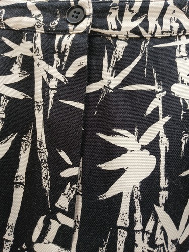Jaeger size 14 Silk Black & White Bamboo Skirt front pockets Front Split L 24". - Picture 1 of 20