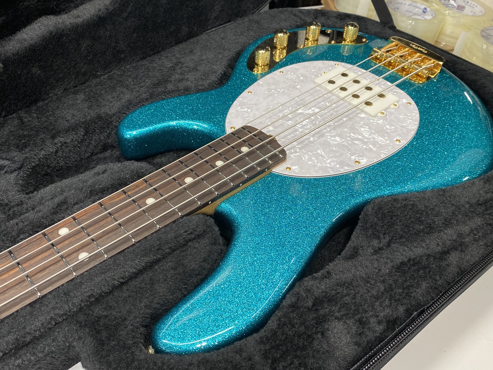 Ernie Ball Music Man StingRay Special Bass Guitar - Ocean Sparkle