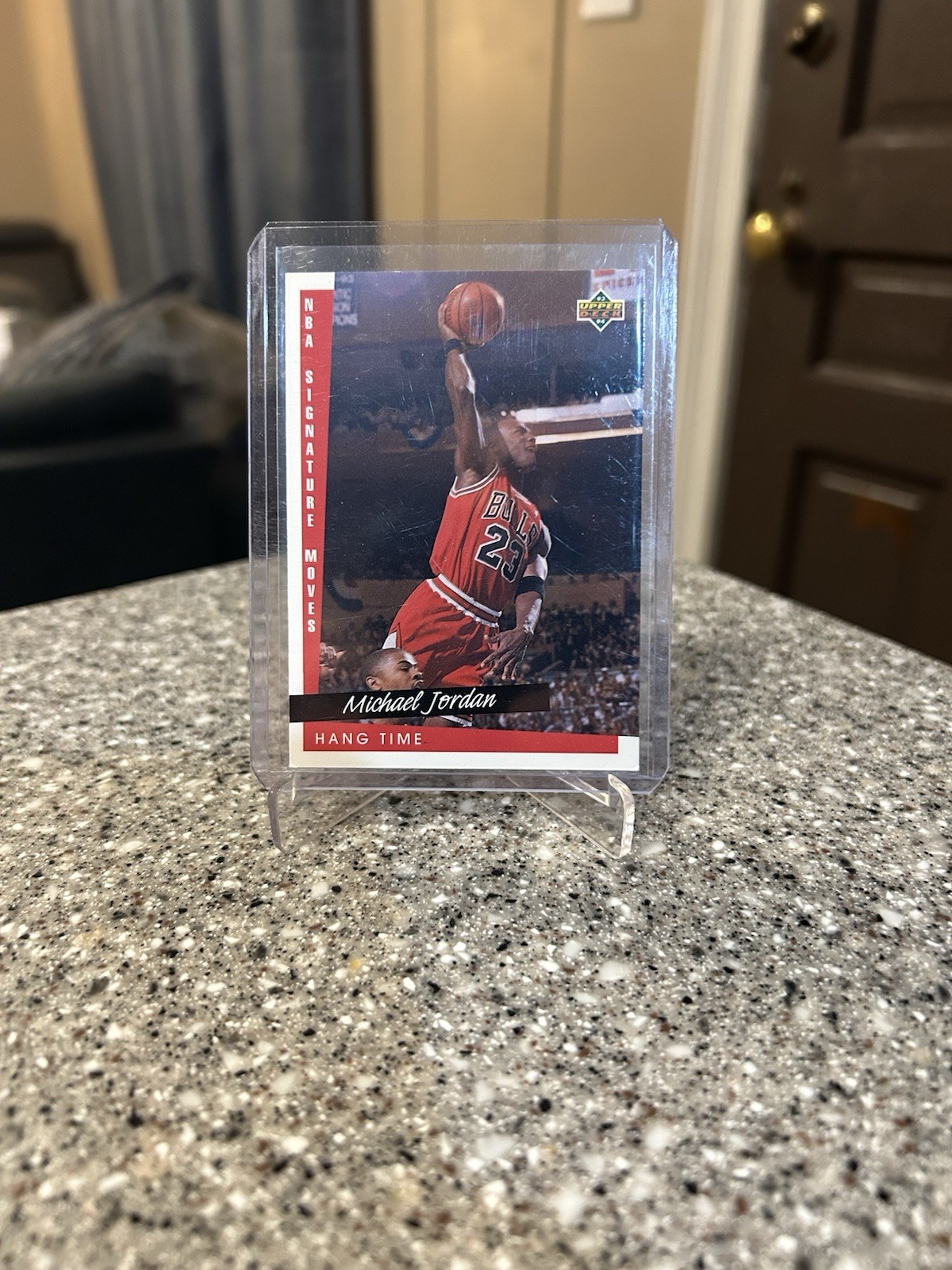 Upper Deck 93-94 Michael Jordan NBA Signature Moves Hang Time Chicago Bulls #237