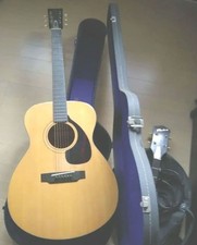 Guitare acoustique Yamaha FG-110 Red Label années 1970 avec étui rigide...