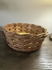 Vintage Pyrex Round Woven Basket With Handles For 2qt Casserole Dish 024-624-684