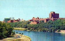 University Of Minnesota Overlooking Minneapolis Minn Vintage Chrome Post Card
