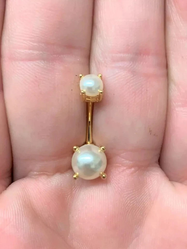 Anillo ombligo perla ombligo corte redondo de 1,0 quilates enchapado en oro amarillo de 14 quilates Foto 4 de 4