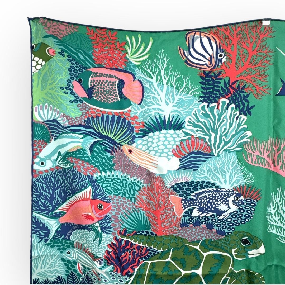 エルメス HERMES スカーフ カレ90 UNDER THE WAVES Hermes Scarf Under The Waves 90 cm silk Green Carre Turtle