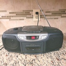 Optimus CD-3323 Portable Radio Cassette CD Player Boombox ONLY CD RADIO WORK 