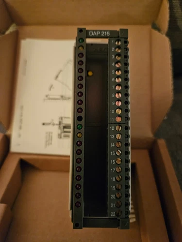 Modicon Schneider Electric DAP 216 Rev. 06 Output Module 16-Binary 24VDC/0.5A