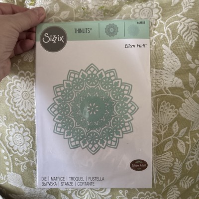 Eileen Hull Mandala Stanze Sizzix 664882 Neu Stanzgröße: 4 1/2'' x 4 1/2'' , 1 Stanze.
