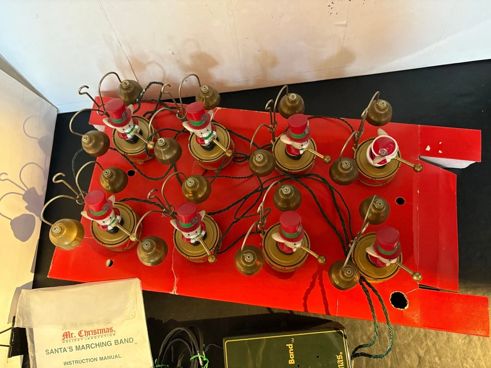 Banda de marcha do Papai Noel Mr Christmas com ratos chapéu vermelho / - Imagem 2 de 4
