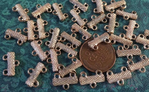 Vintage 8 x 12mm Aged Textured Gold Tone Metal 2 Loop Bar Charms Findings 16
