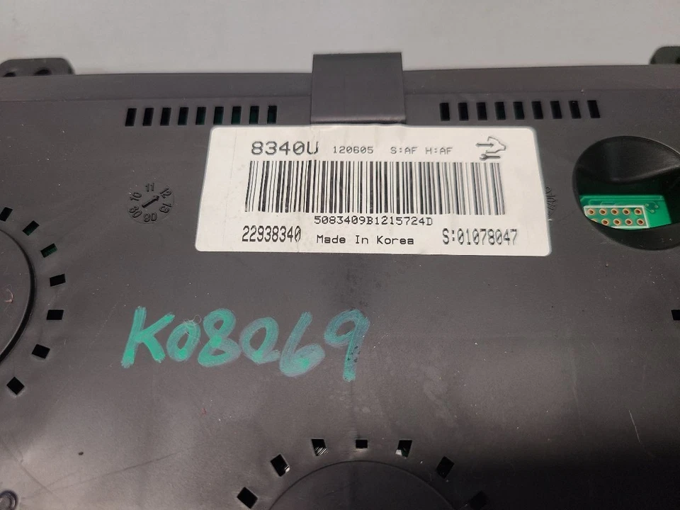 Chevrolet Captiva Sport 2012 (2,4 L/AT/FWD) velocímetro clúster 140 k ver descripción Foto 4 de 4