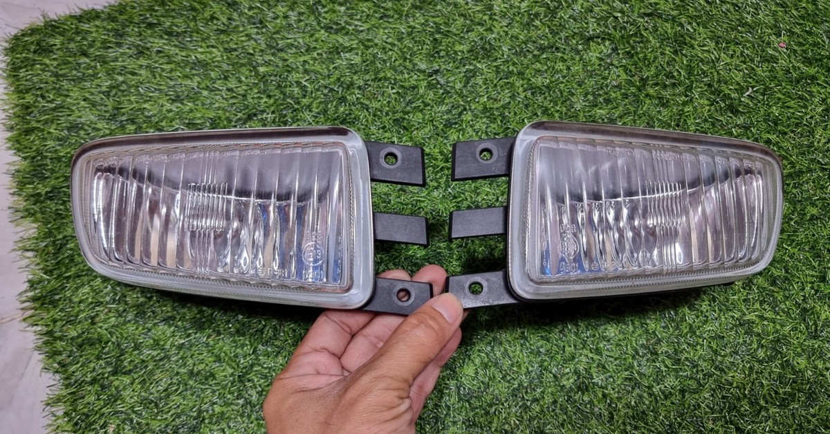トヨタJZS161 アリスト 純正 フォグランプ ICHIKOH 30-231 JDM Toyota Aristo JZS161 Front Bumper Fog Light Lamp ICHIKOH 30