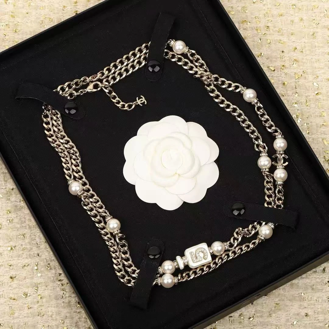 CHANEL Catena Spessa Oro Chiaro CCS Collana di Perle Maglione Catena con Cristallo 24C