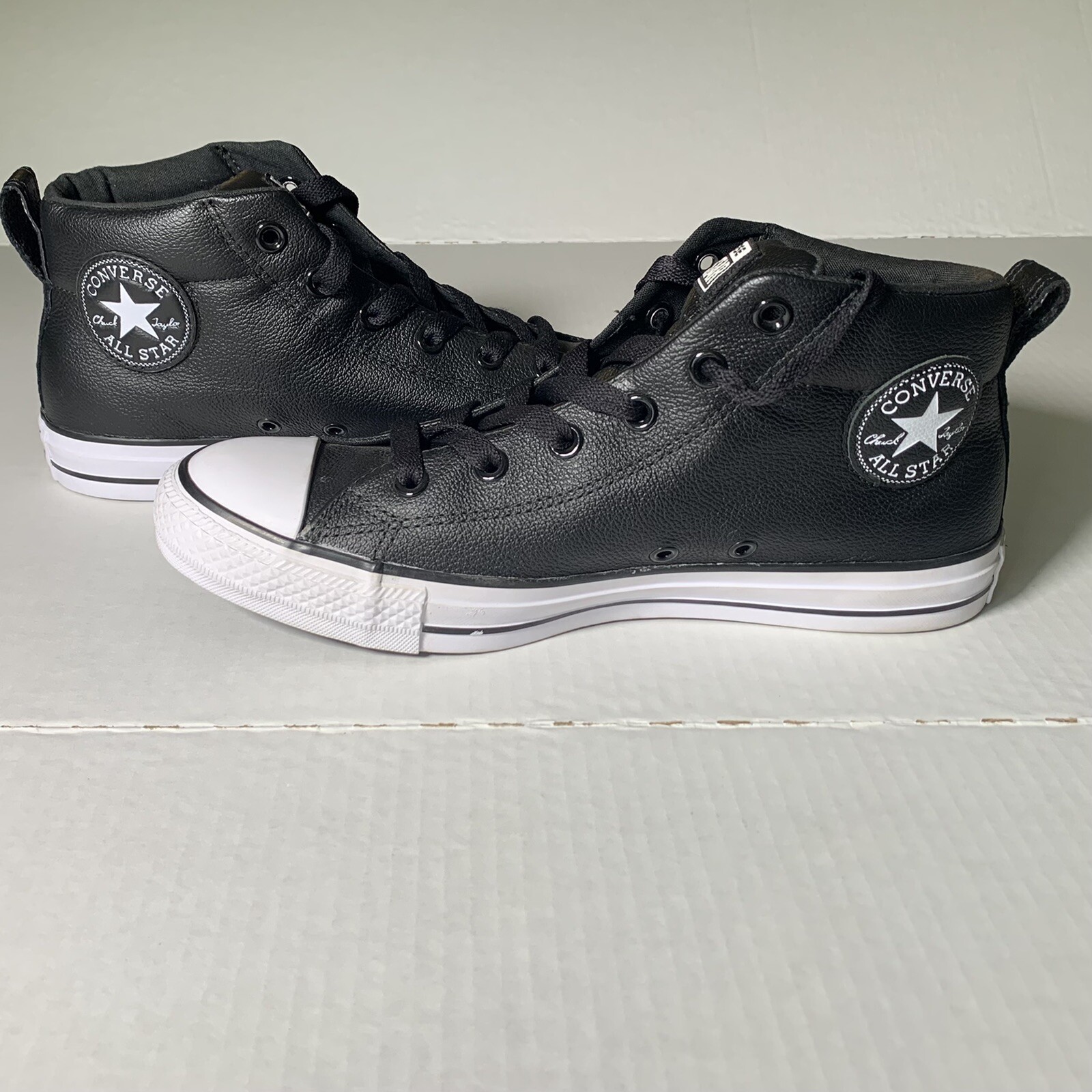 unisex converse chuck taylor all star street leather mid top